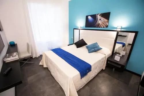 Little Aurelius Hotel - photo 39