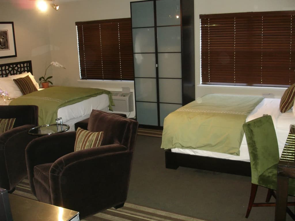 The Eo Inn - Downtown - photo 3