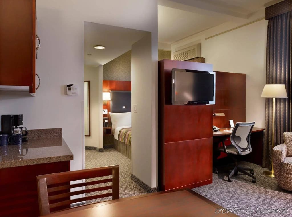 Radisson Hotel New York Wall Street - photo 5