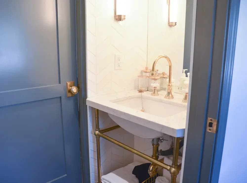 Gold-Diggers Hotel - photo 8