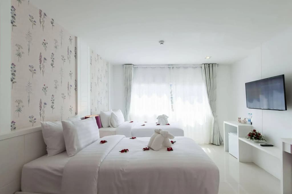 Patong Platinums - photo 6