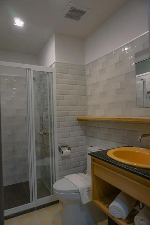 Ago Hotel Chinatown - photo 10