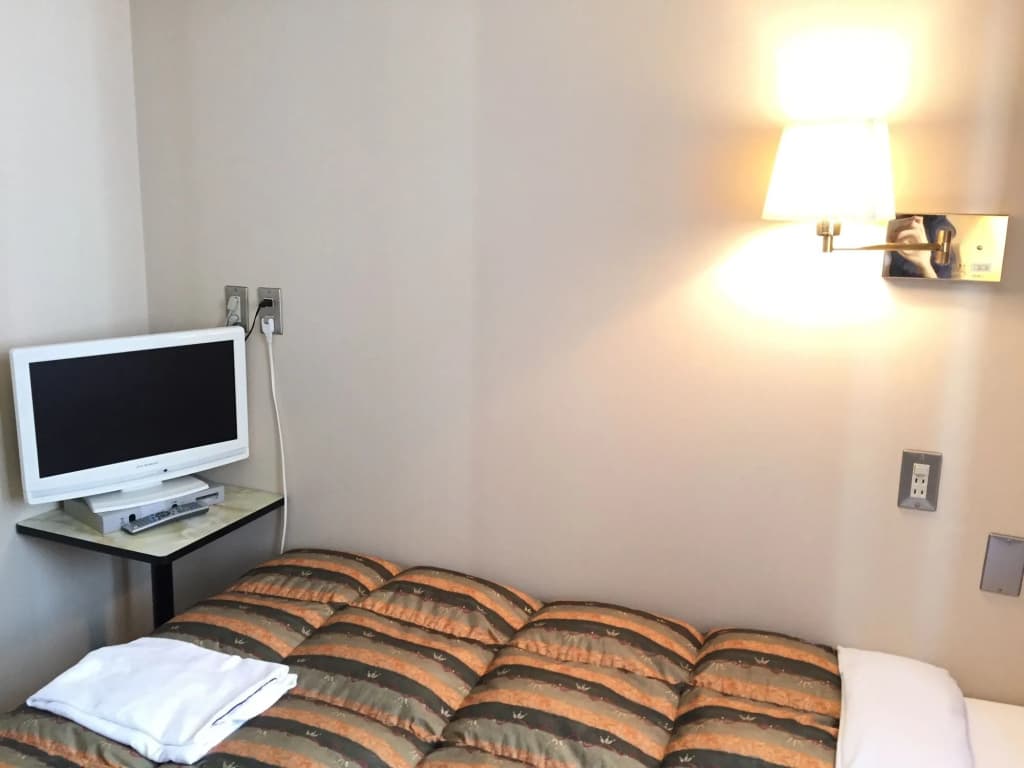 Tokyo Banyan Hotel - photo 4
