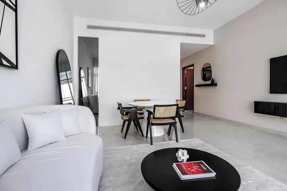 2BR City View Bay Square B13 - photo 13
