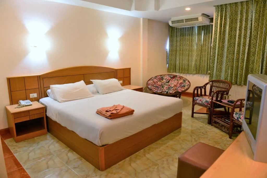 P72 Hotel Walking Street Pattaya - photo 7