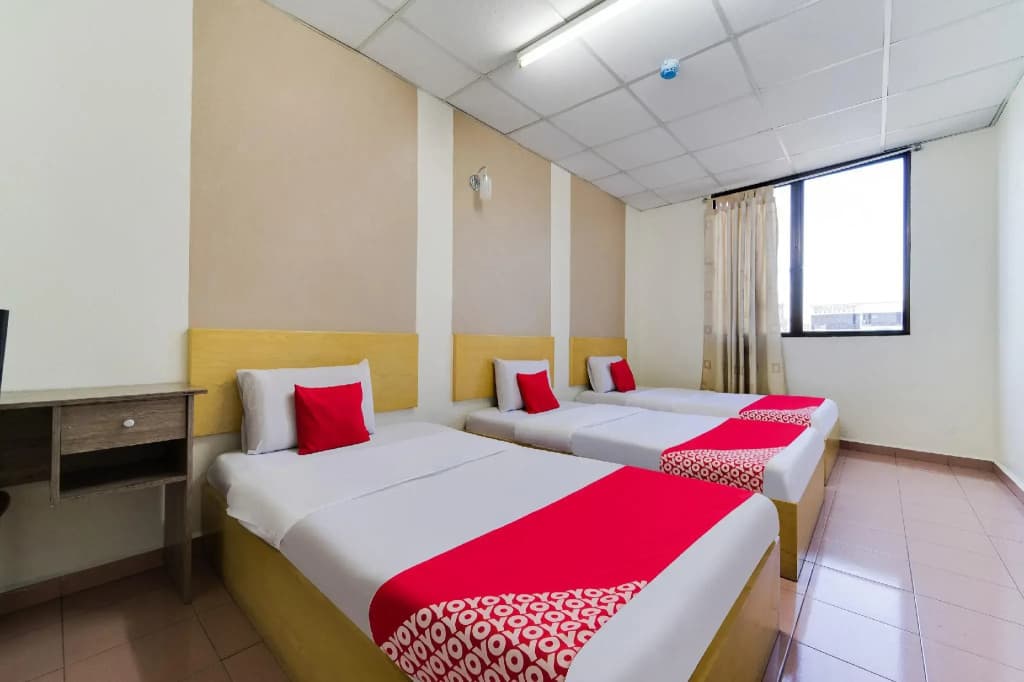 OYO 89461 CP Hotel - photo 5