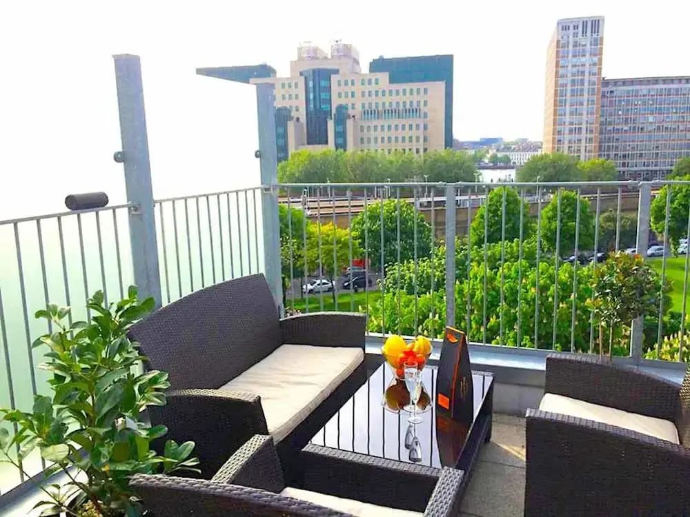 Double Room In London Shared Penthouse - photo 6