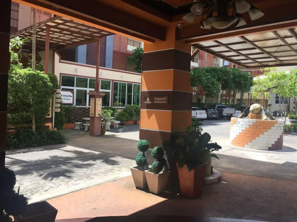 SB Living Place Hotel - photo 27