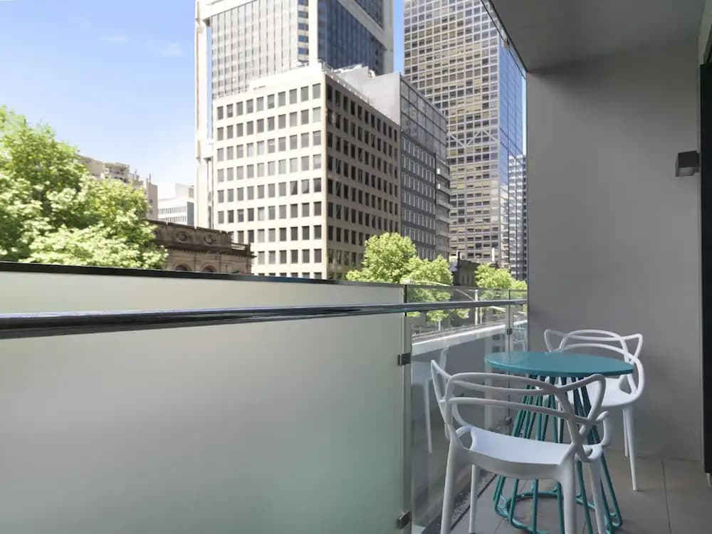 The William Suites - photo 14