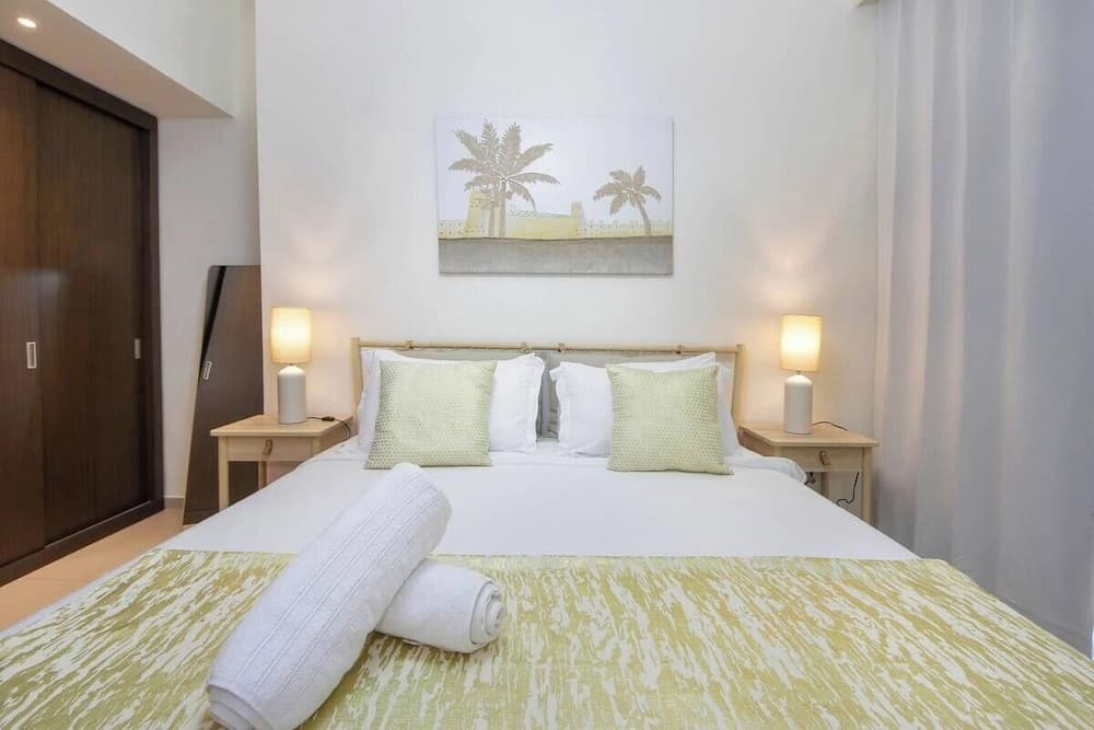 Spacious 2BHK Boulevard Heights - photo 1