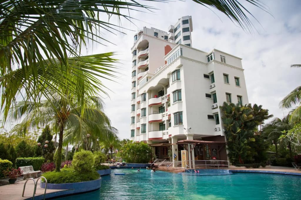 Century Bay Private Residences - photo 13