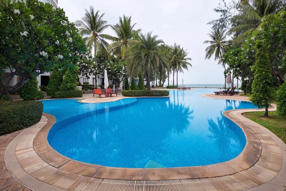 Baan LonSai Beachfront Condominium - photo 12