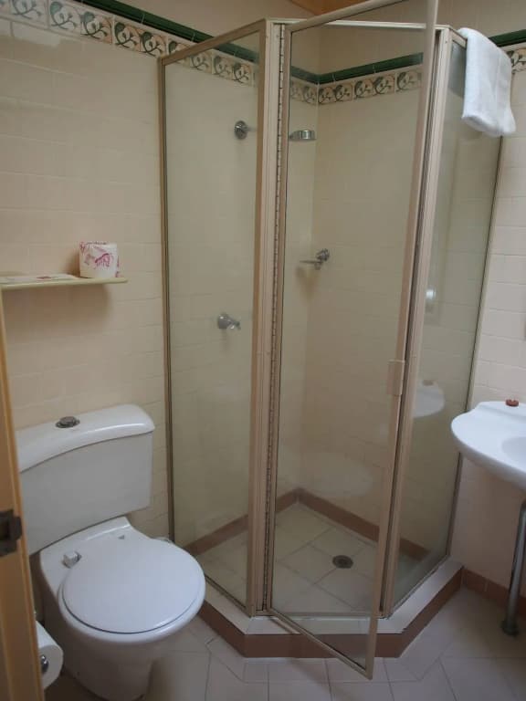 McLaren Hotel - photo 9