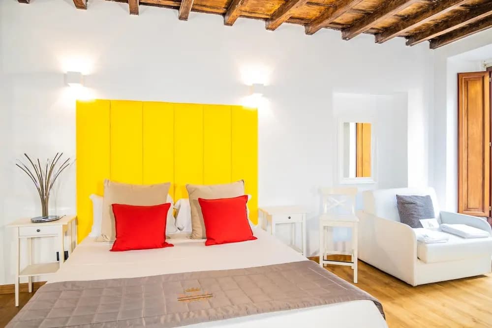 Trevi Queen Apartments - photo 9