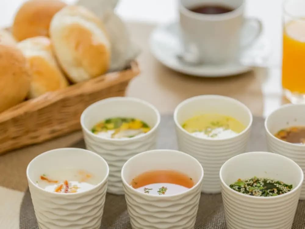 Toyoko Inn Shinjuku-Gyoemmae-Eki 3-Ban Deguchi - photo 12