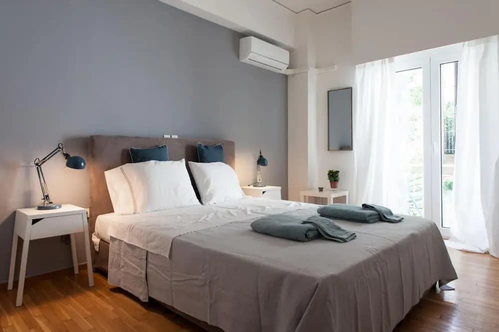 Beautiful 2 bdr apartment 3 min from Acropolis museum - photo 1