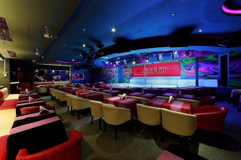 President Hotel - photo 16