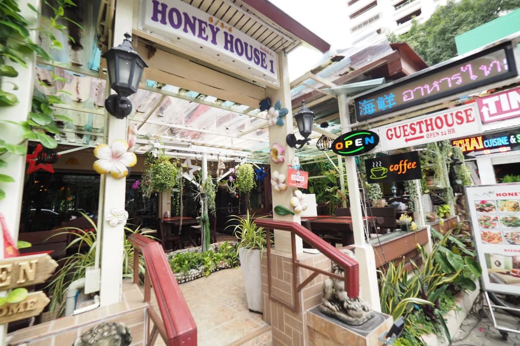 Honey House1 - photo 15