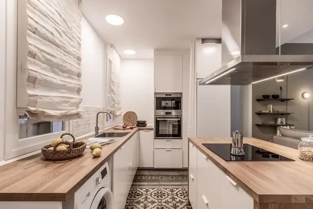 Casaluce - 2 Bedrooms in Trafalgar - photo 13