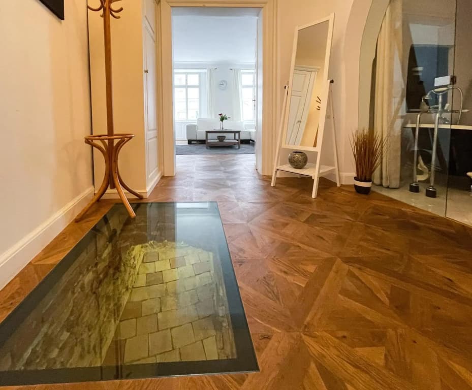 U Obecního dvora 3 - Old Town Apartment - photo 5