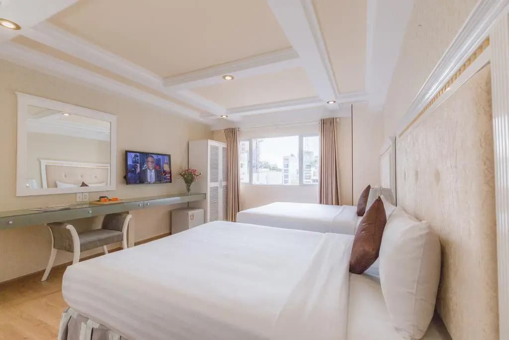 Dyn Opera Hotel - photo 5