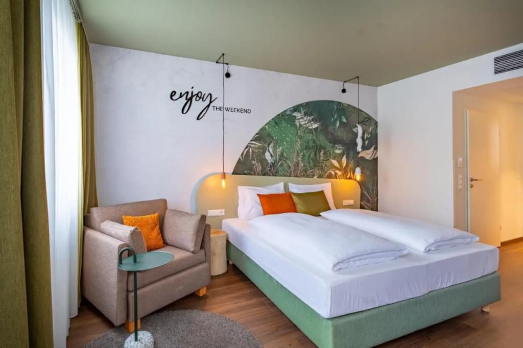 The Weekend Hotel - photo 43