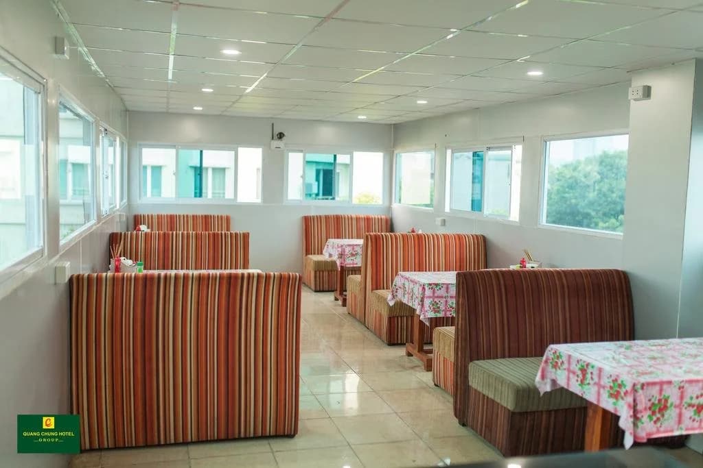 Quang Chung Hotel - photo 9