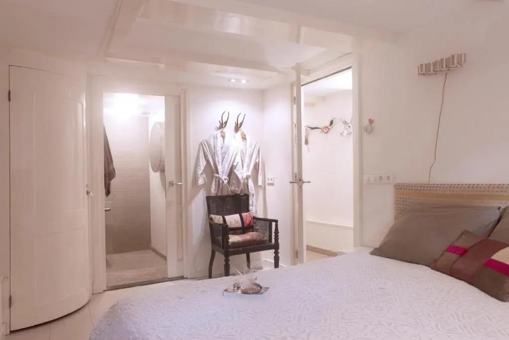 Cozy Canal Studio - photo 3