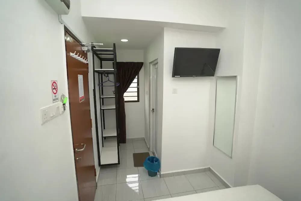 Gemilang Hotel - photo 10