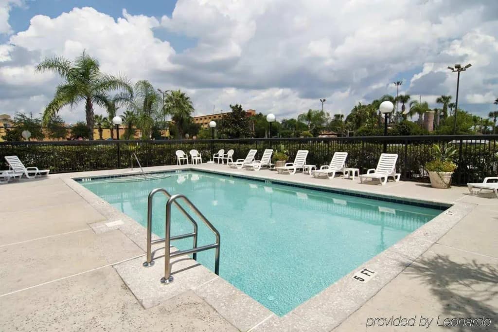 Hampton Inn & Suites Orlando Intl Dr N - photo 16