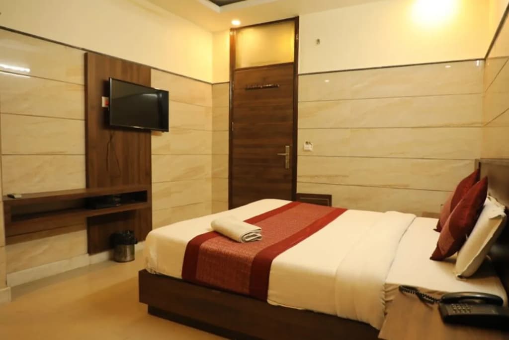 Hotel USA Delhi - photo 2