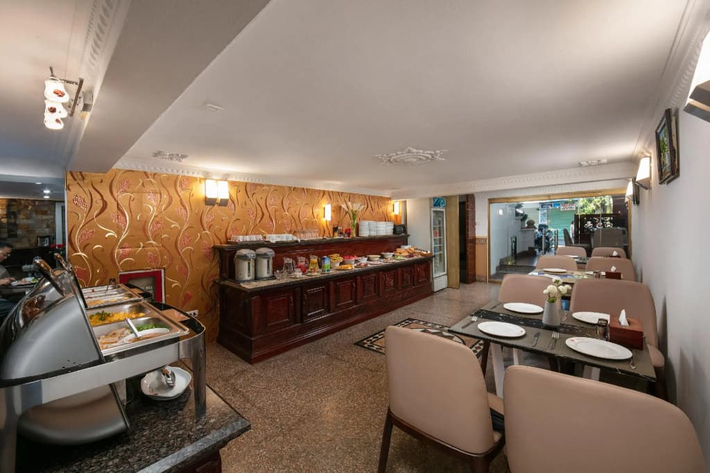 Little Diamond Hotel - photo 19