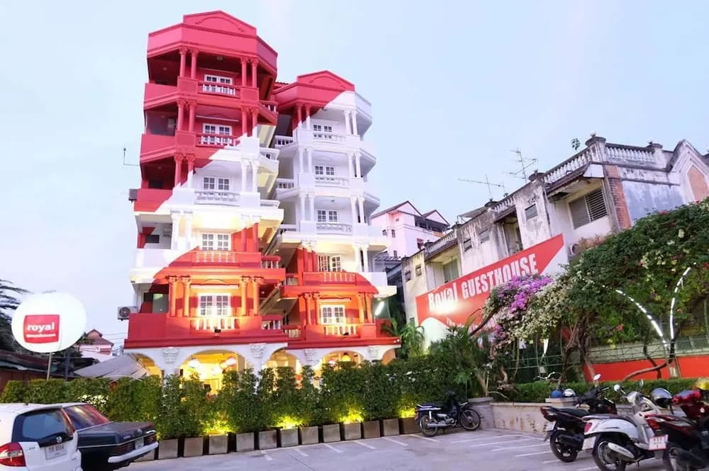 Royal Night Bazaar Hotel - photo 35