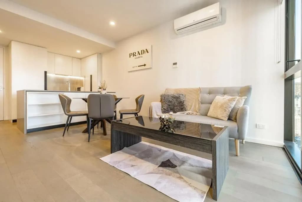 Spectacular High level 2BR apt in Melbourne CBD - photo 9