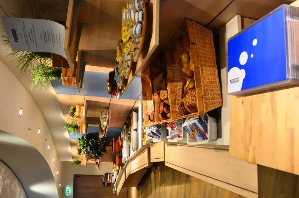 H2 Hotel Berlin Alexanderplatz - photo 11