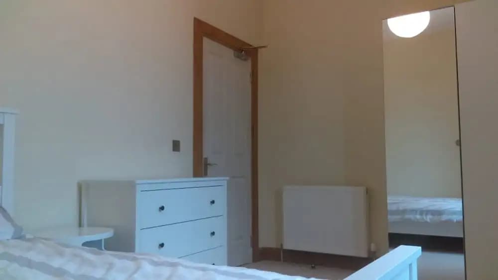 Central 3 double bed apartment - photo 3