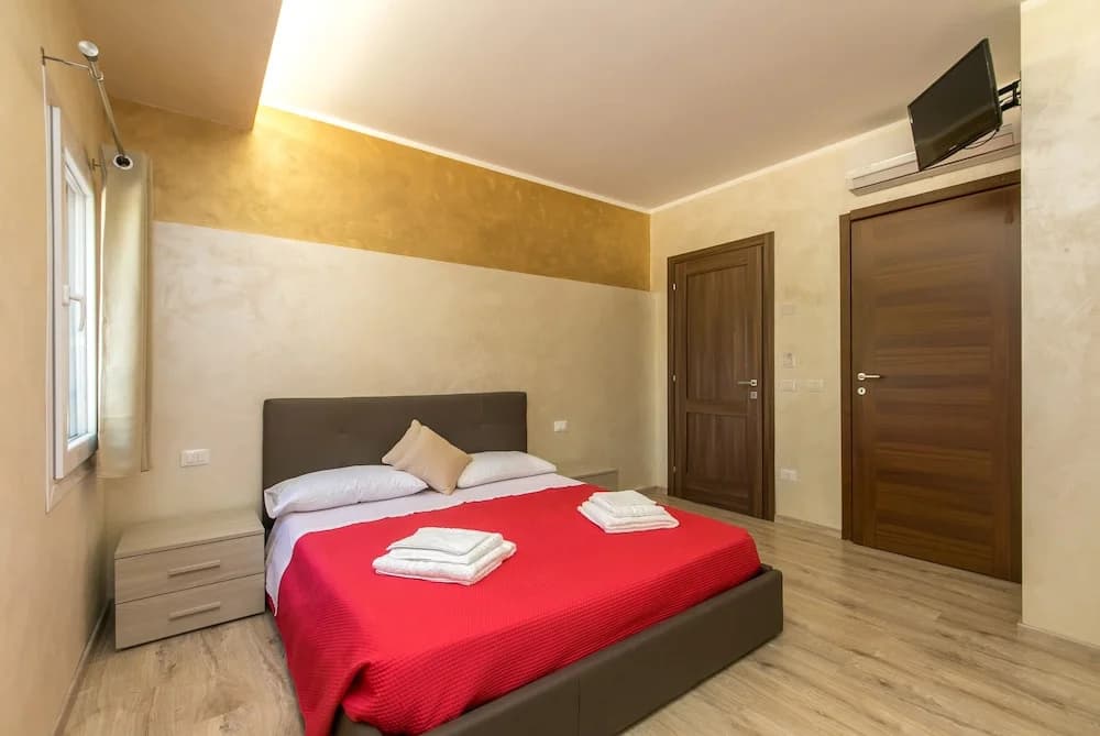 Red Lion Guest House - photo 2