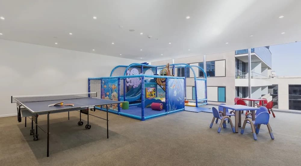 Pride Fawkner Apartments - photo 13