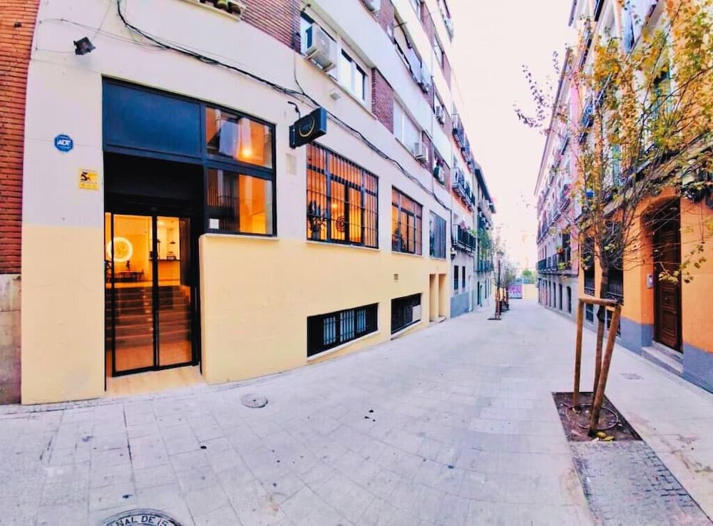Urban Inn Madrid - photo 1
