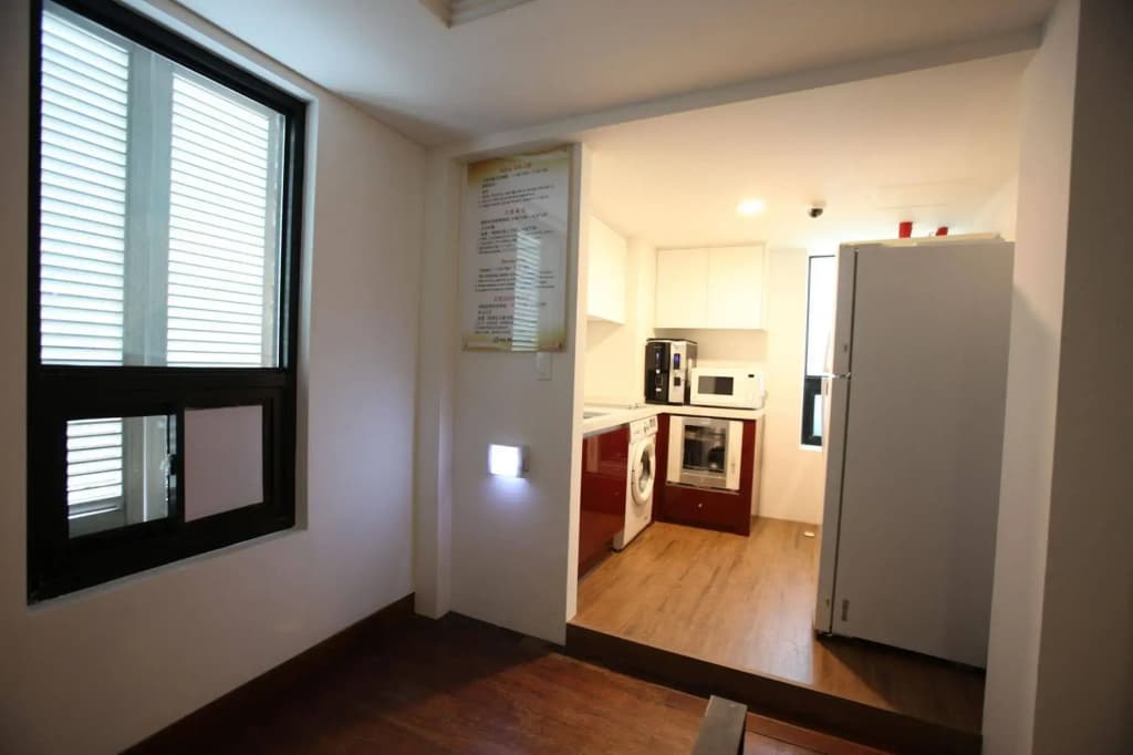 Myeongdong MOM House - photo 1