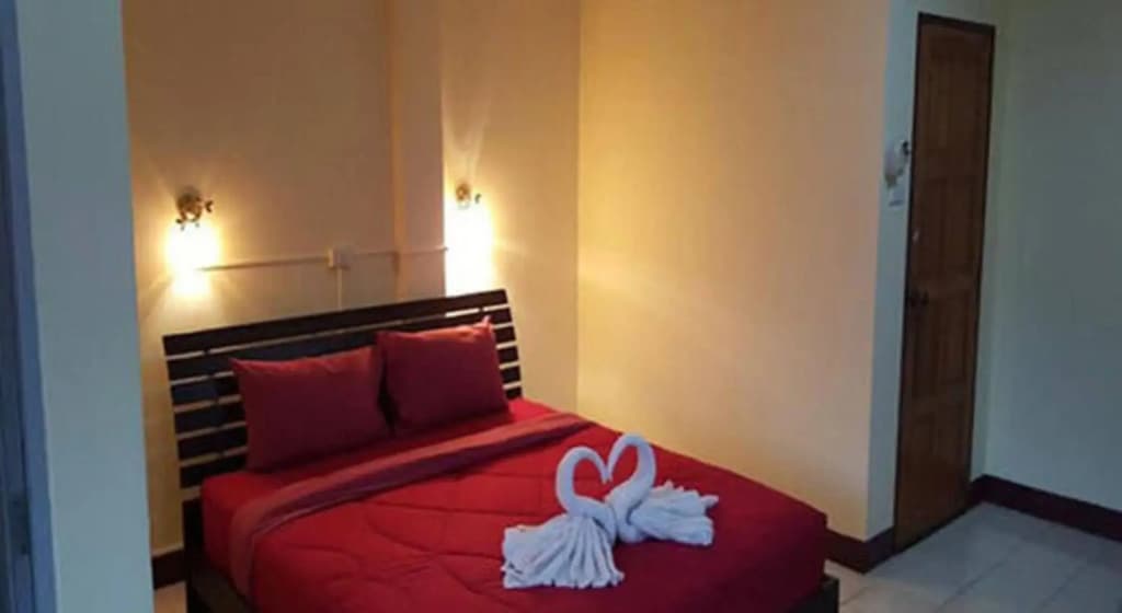 Ferb Guest House - photo 3
