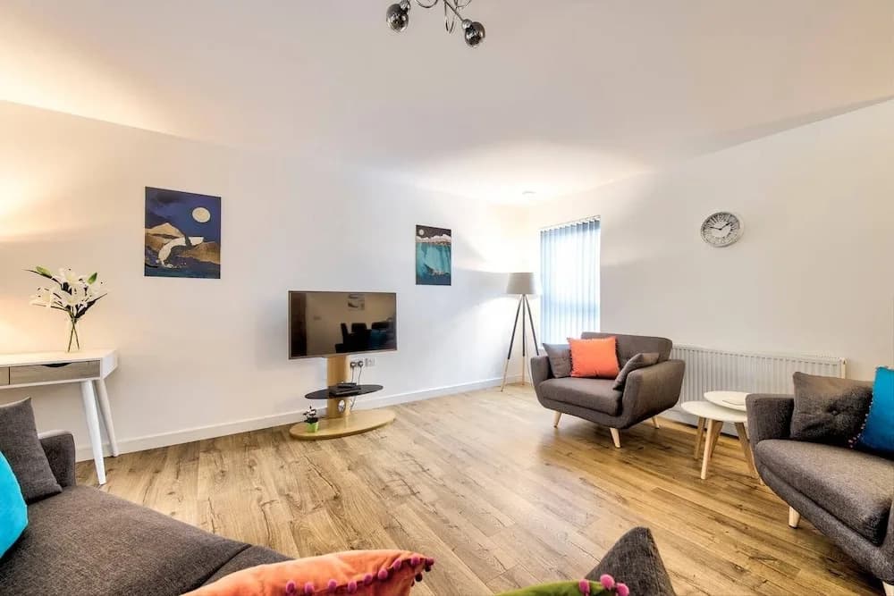 Stylish 2 Bed Apartment, With Easy Access To The City Centre - photo 9