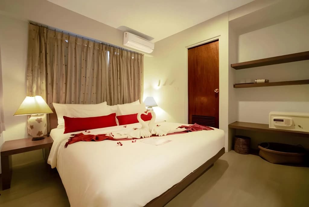 Villa Cha Cha Banglumphu - photo 28