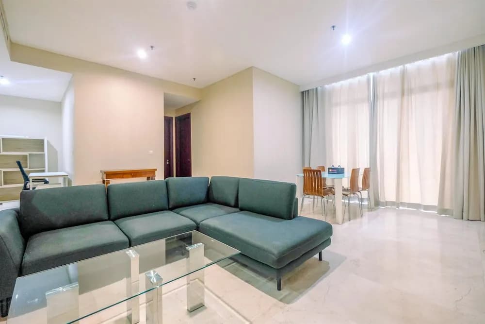 Spacious and Cozy 2BR Apartment Essence Dharmawangsa - photo 11