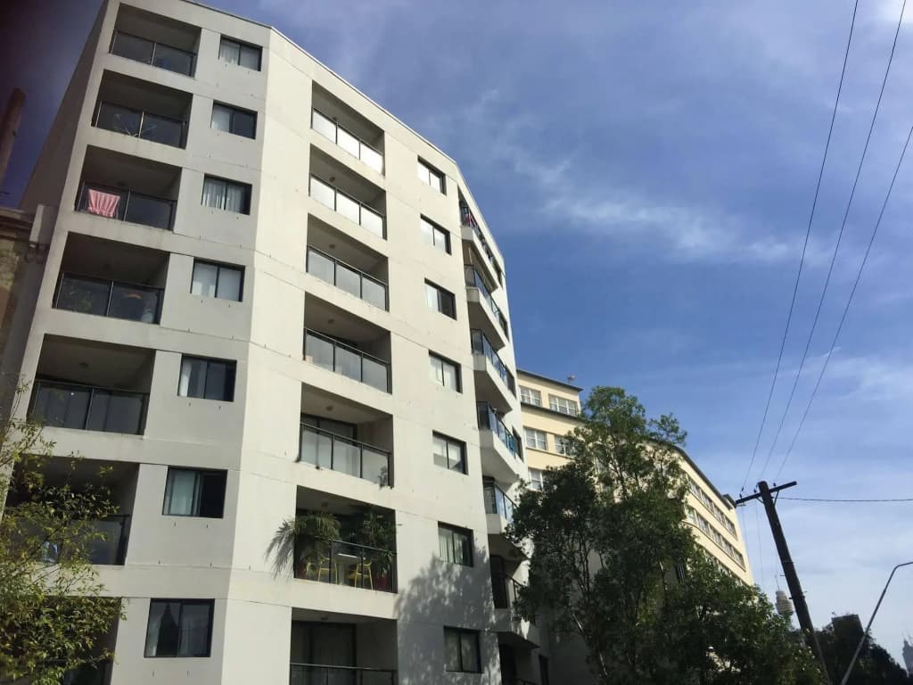 Central Train Station Apartment - photo 1