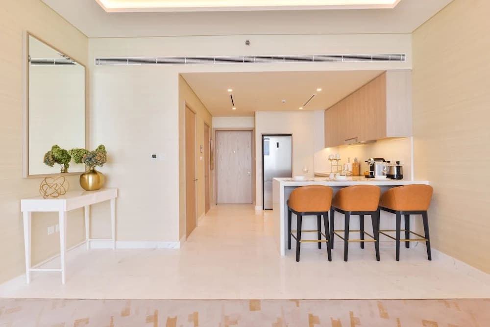 Ultra Luxury Palm Tower with Shared Hotel Facilities - photo 26