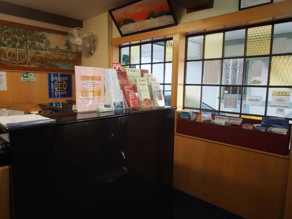 The Ascot Motel - photo 18