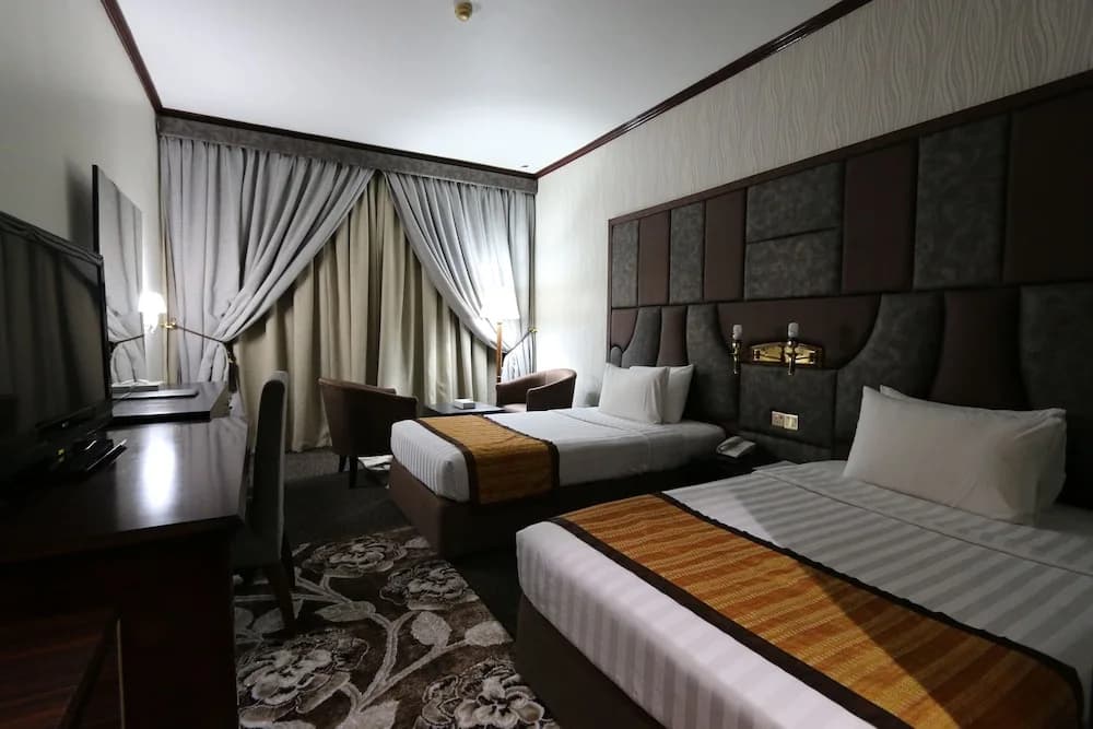 Knight Armour Hotel - photo 41