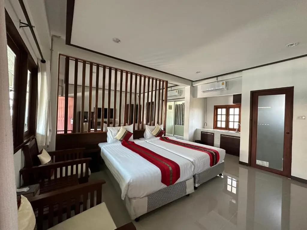Chirin Home - photo 1