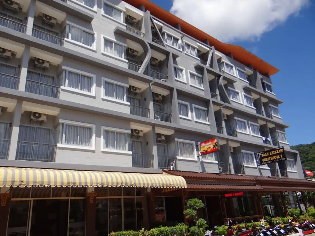 Tropical Sunset Hotel Patong - photo 1